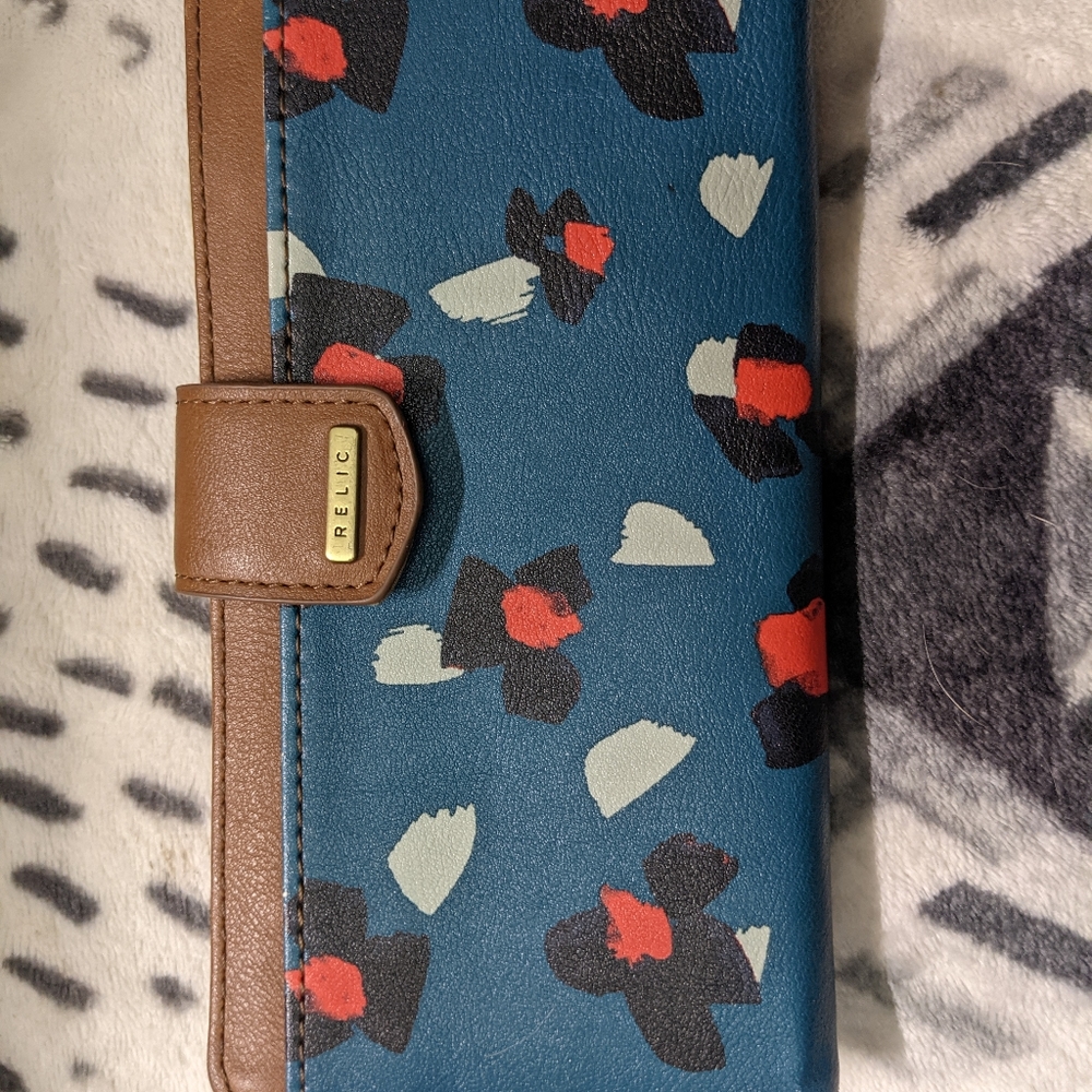Relic wallet